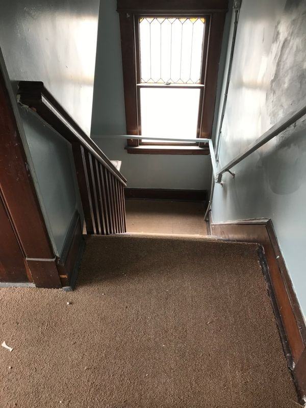 214 Oak St - Photo 7 of 8