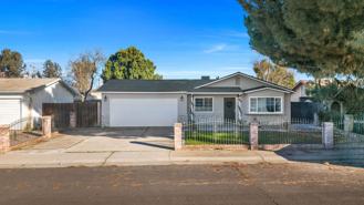 16012 Julie Ln - Photo 1 of 1