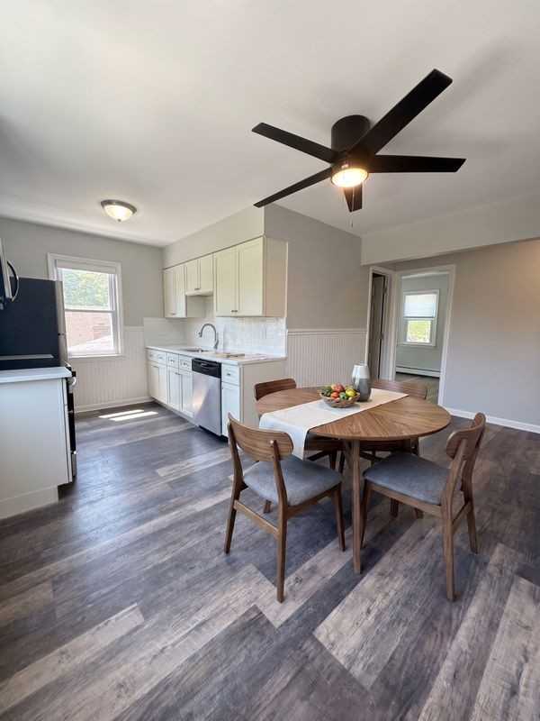253 Beachview St ##2 - Photo 2 of 8