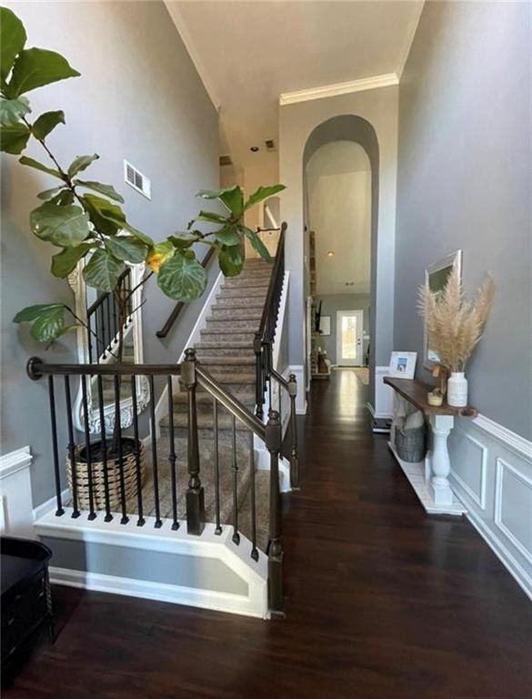 3381 Hunters Point Rd Se - Photo 2 of 15