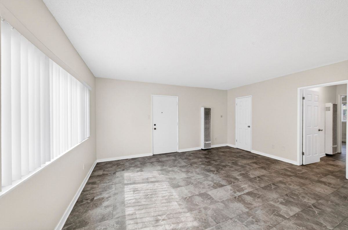 5326 Lorna St ##A - Photo 4 of 12