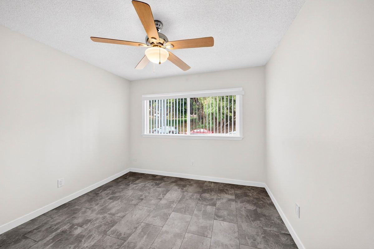 5326 Lorna St ##A - Photo 7 of 12