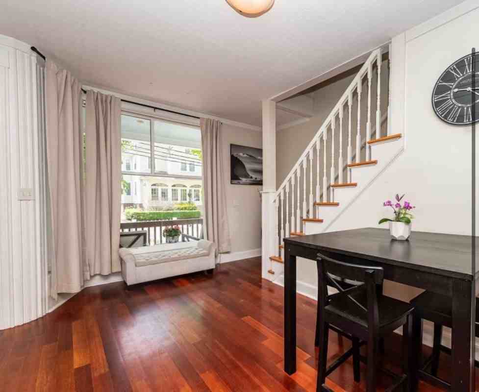 301 Richards Ave - Photo 7 of 26