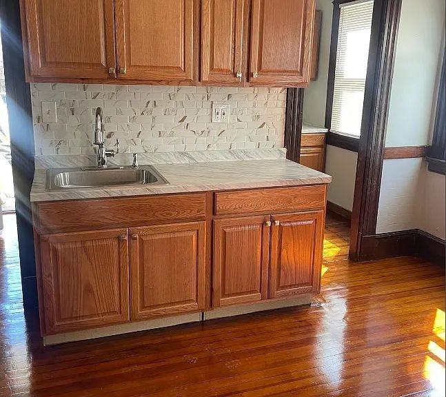 351 Ellsworth Ave - Photo 2 of 8