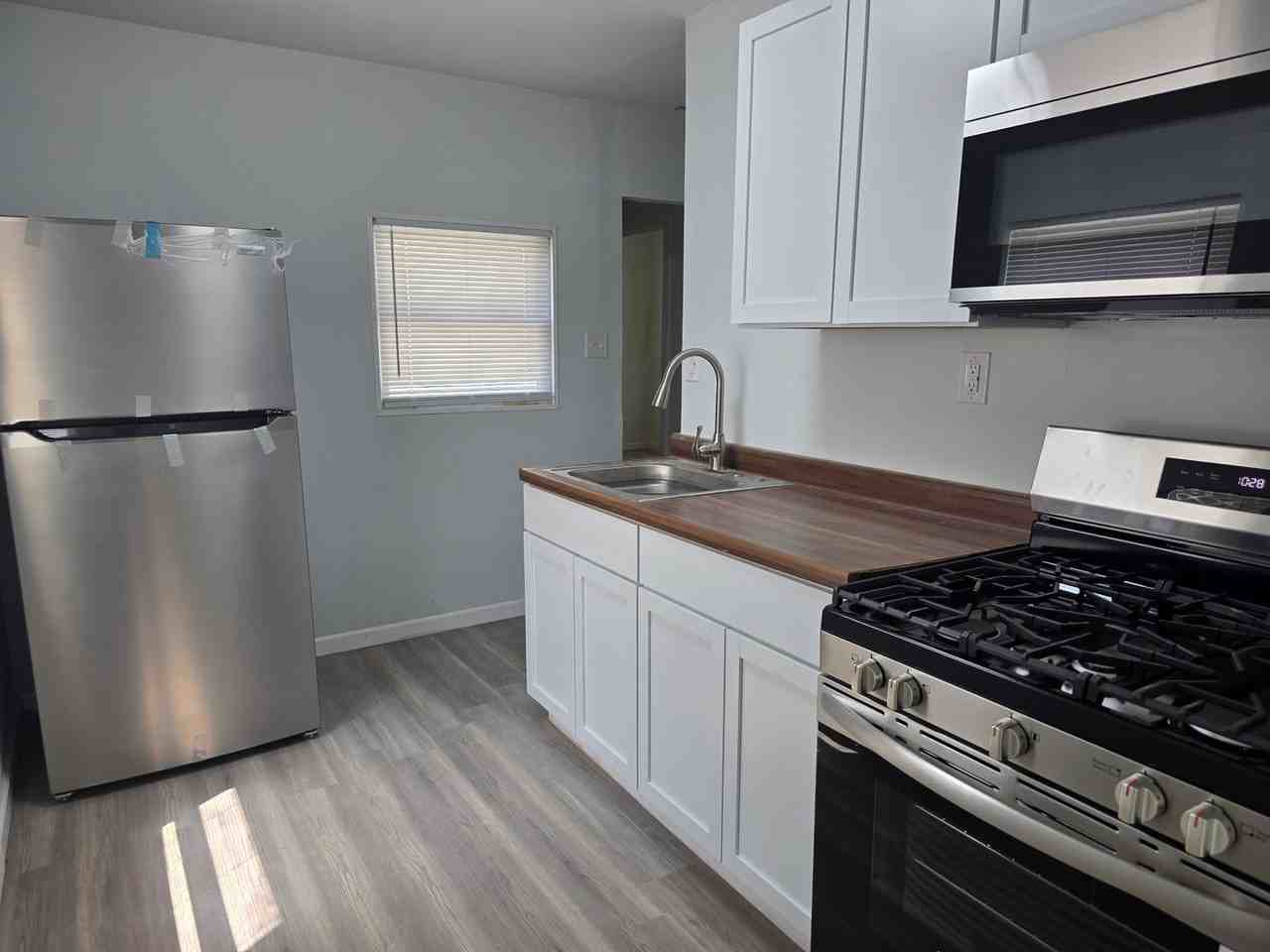 1505 Huey St - Photo 2 of 9