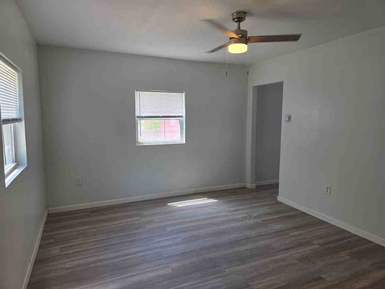 1505 Huey St - Photo 4 of 9