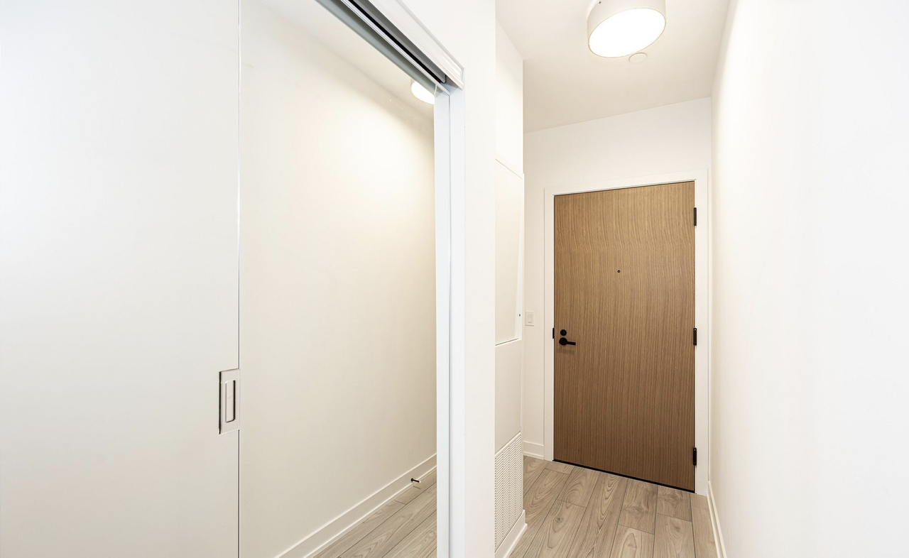 8 Tippett Road #225 - Photo 4 of 18