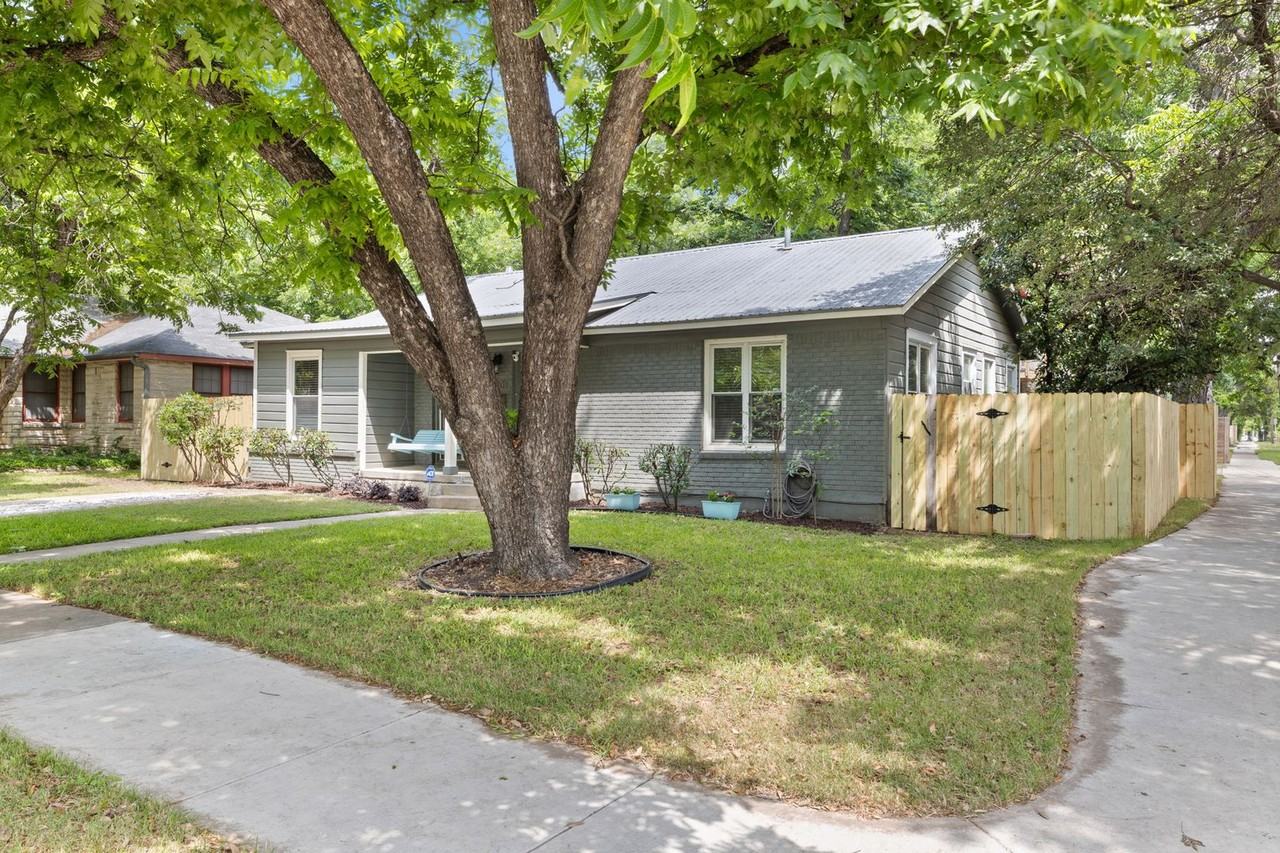 3801 Ave G (LO) - Photo 2 of 44