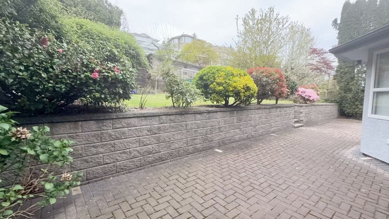 2387 Dawes Hill Road - Photo 6 of 7
