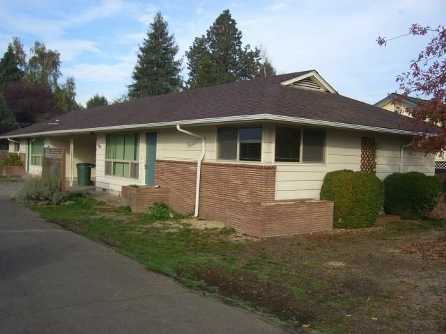 754 Leigh St - Photo 2 of 17
