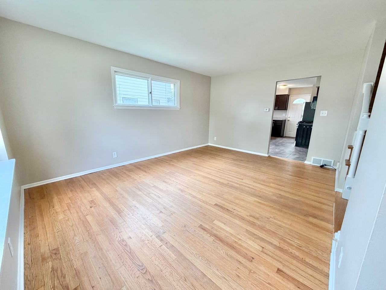 6919 W Brentwood Ave - Photo 2 of 21