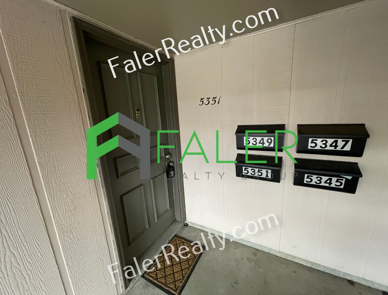 5351 Dunmore Dr - Photo 2 of 16