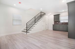 featured image of 1740 Rose Ave