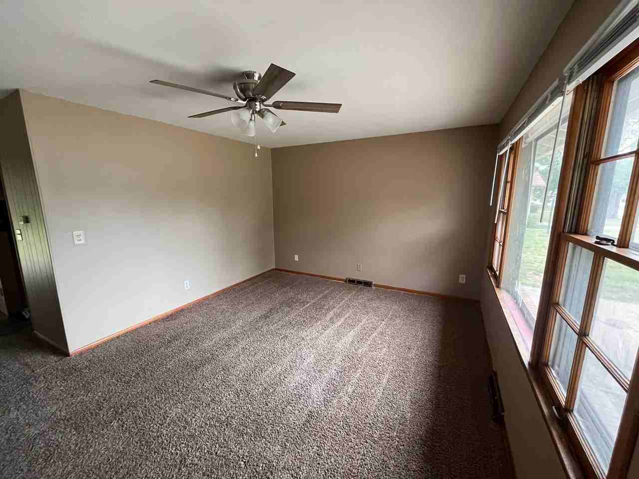 1509 W Anita Ave - Photo 2 of 15