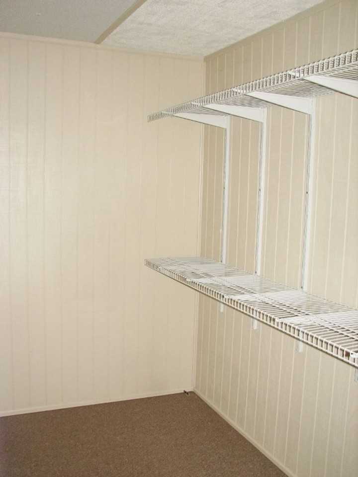 1295 S Larkspur Ter - Photo 5 of 9