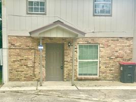 featured image of 215 Peggy St