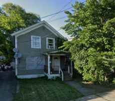 featured image of 35 River St
