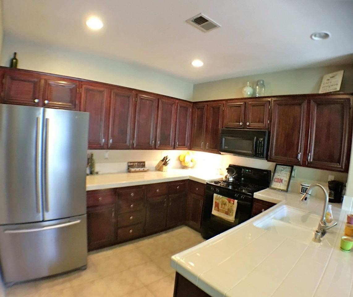 634 Sumner Way #1 - Photo 7 of 14