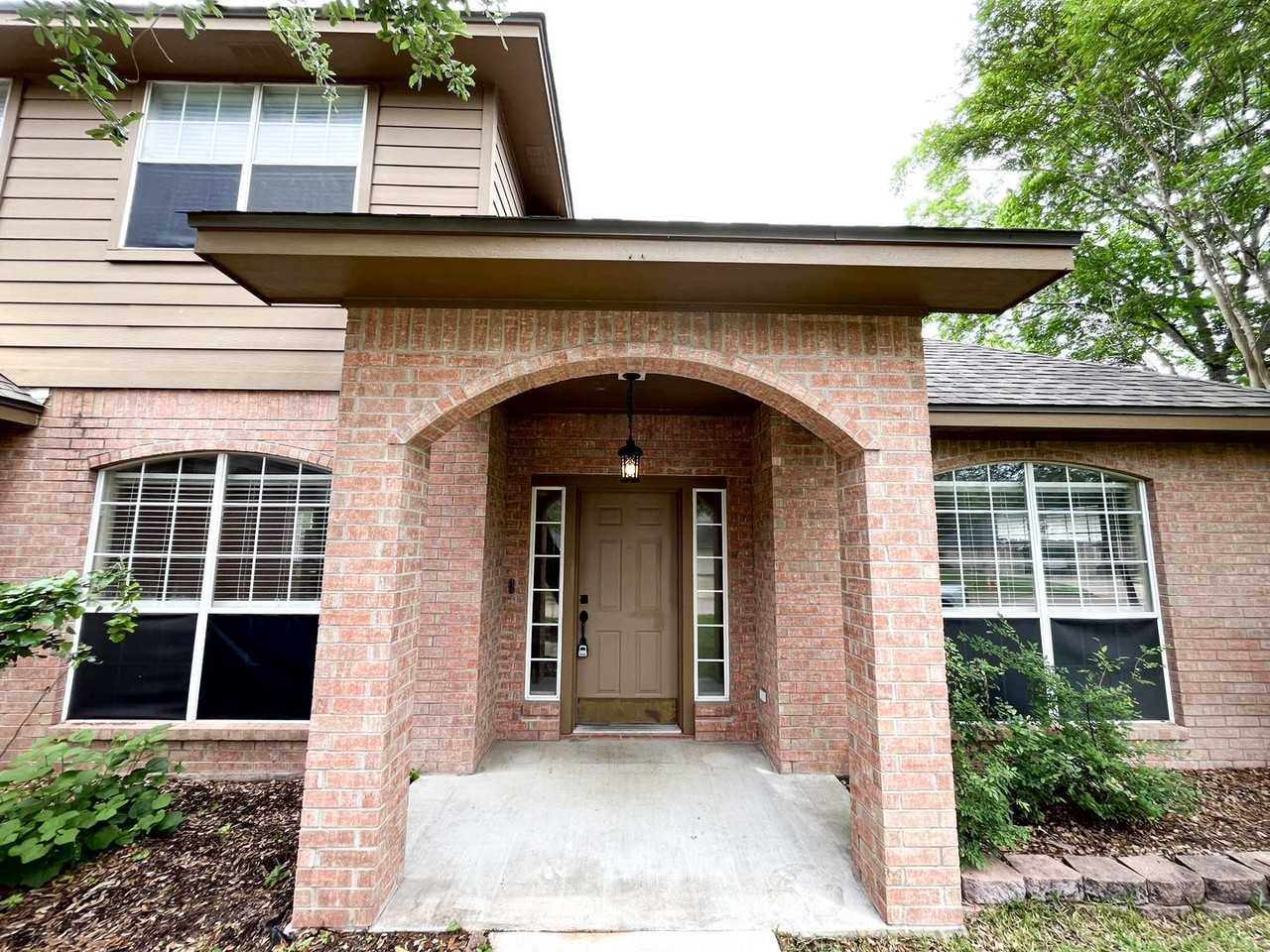 1809 Mcginnis Ct - Photo 3 of 50