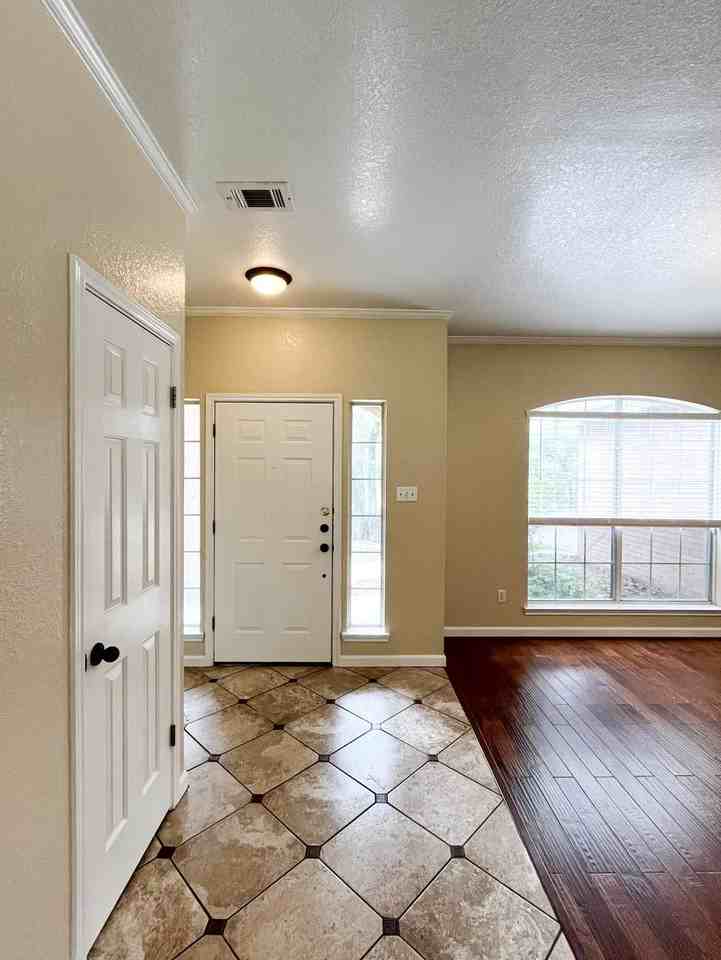 1809 Mcginnis Ct - Photo 5 of 50