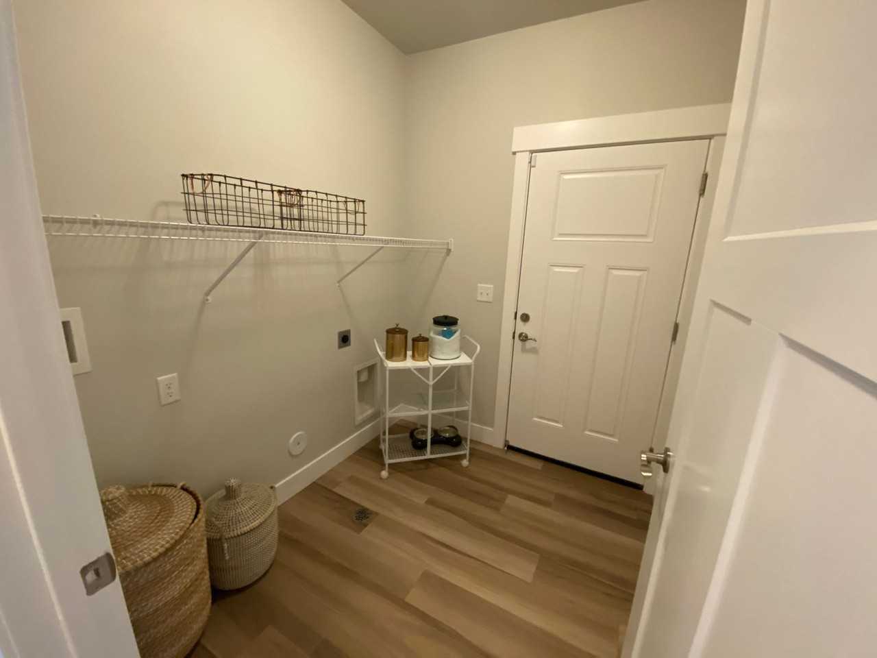 515 N 310 W - Photo 7 of 20