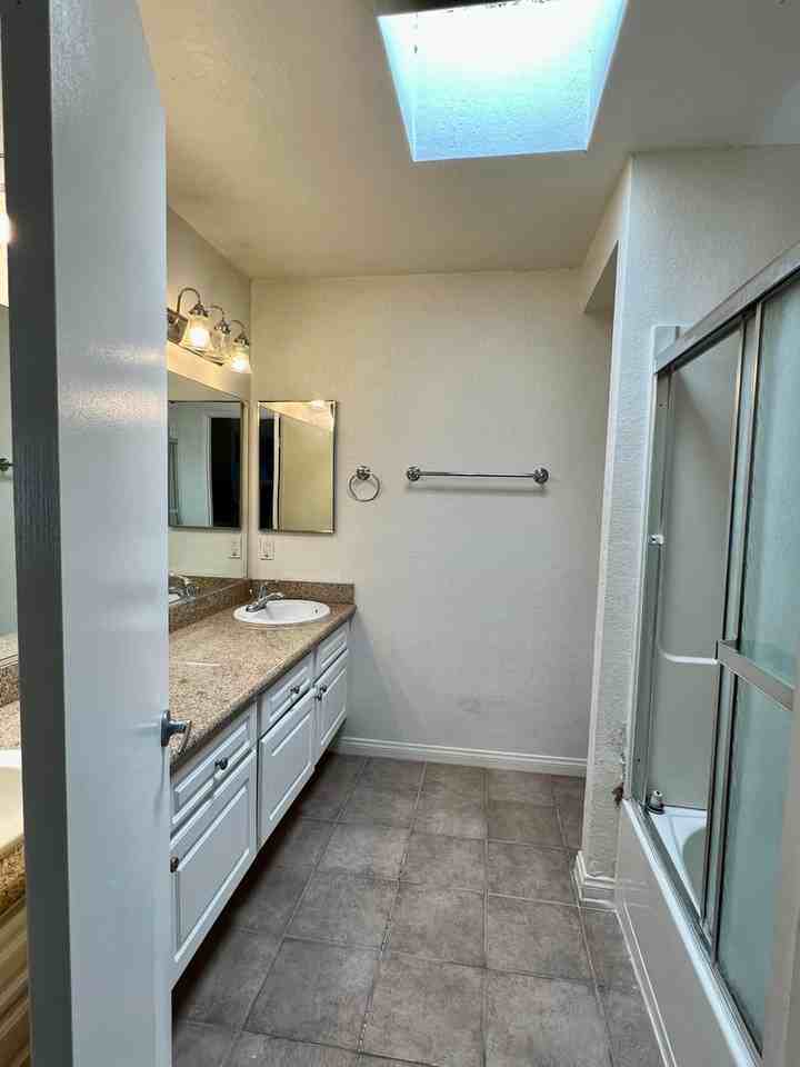 674 Sycamore Ave - Photo 7 of 17