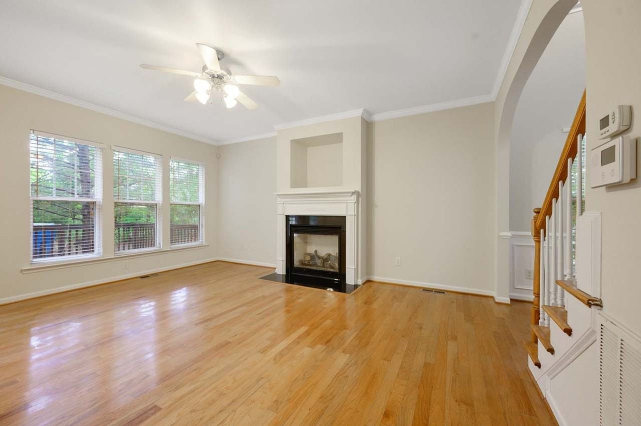 508 Goldflower Dr - Photo 4 of 37