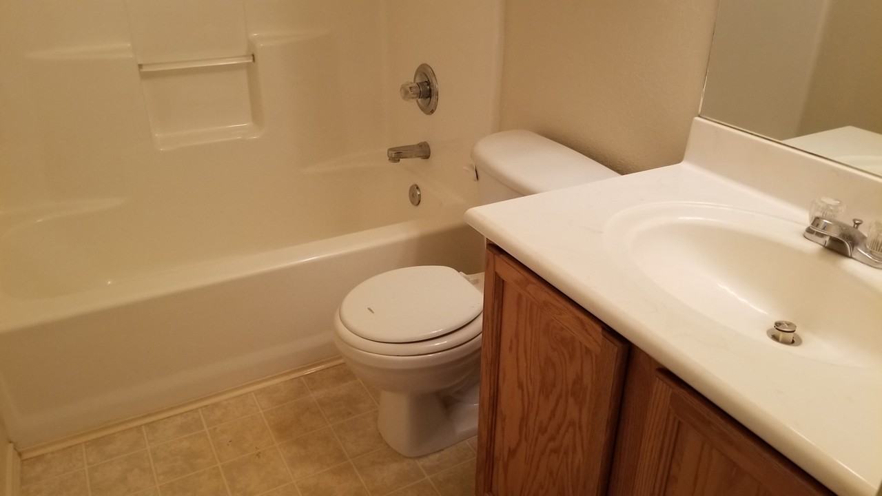 7215 Upland Bend Dr - Photo 6 of 12