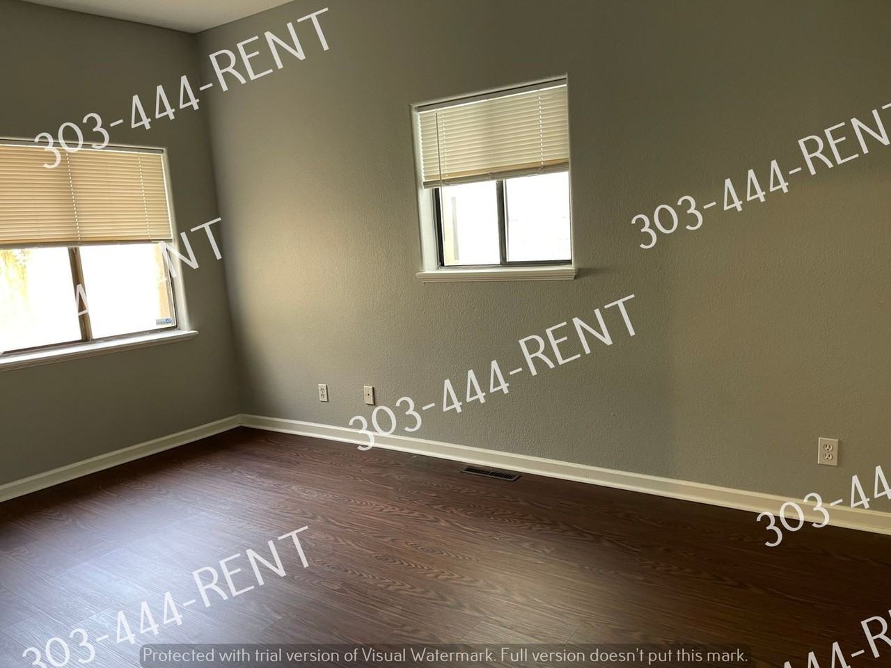 1357 Newton St - Photo 3 of 8