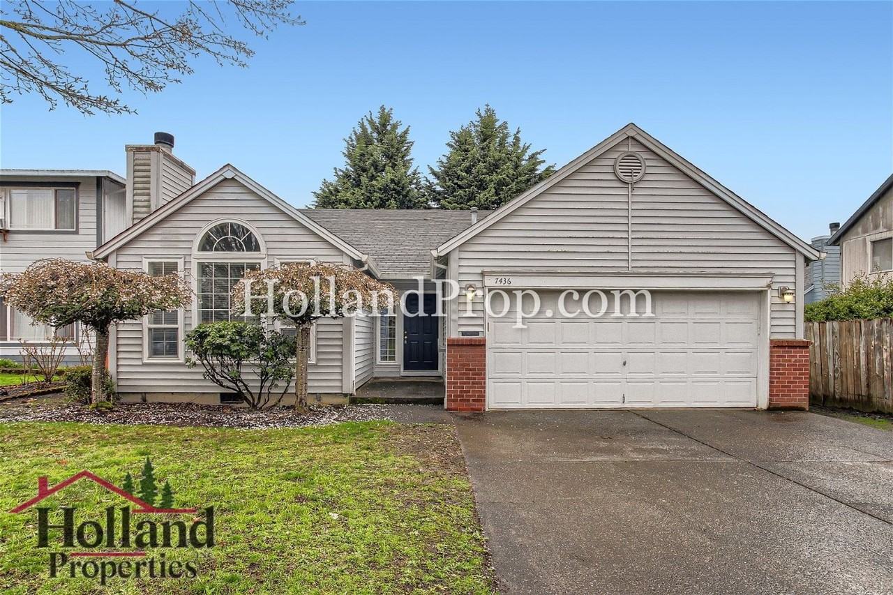 7436 Se Beverly Ln - Photo 2 of 28