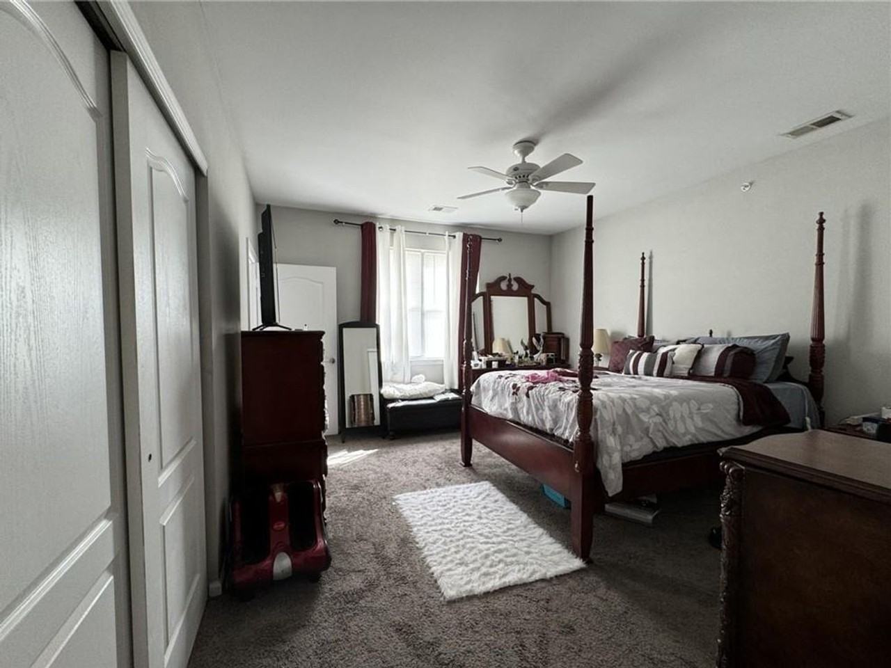 5300 Warminster Dr #205 - Photo 6 of 9