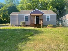 1015 Lomond Ave - Photo 1 of 1