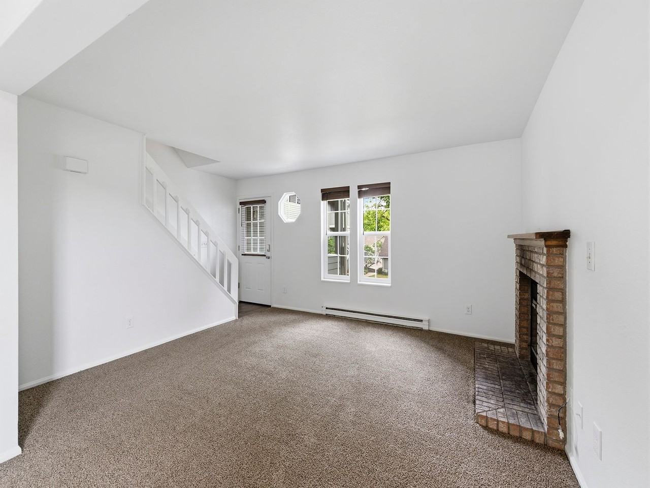 2828 Silverplume Dr Apt N1 - Photo 4 of 19