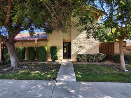 featured image of 939 Claremont Ct