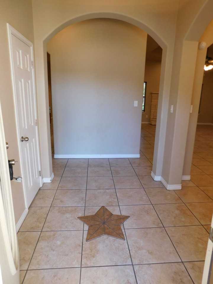 244 Ariana Ct - Photo 4 of 25