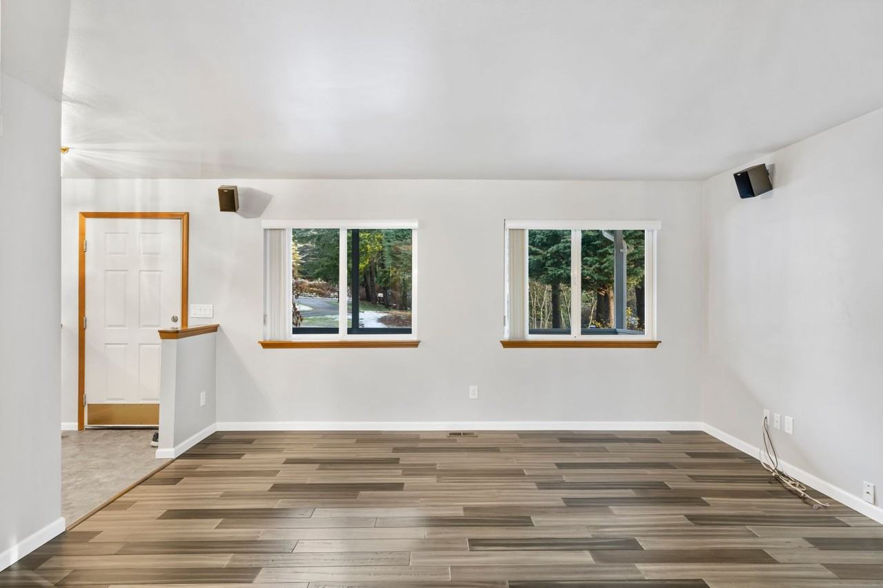 23043 Se 21st St - Photo 6 of 38