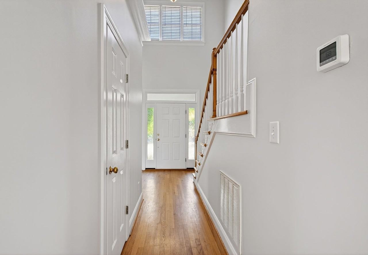 24 Ballard Ct - Photo 6 of 39
