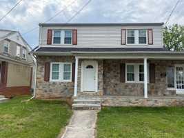 featured image of 317 S Washington St