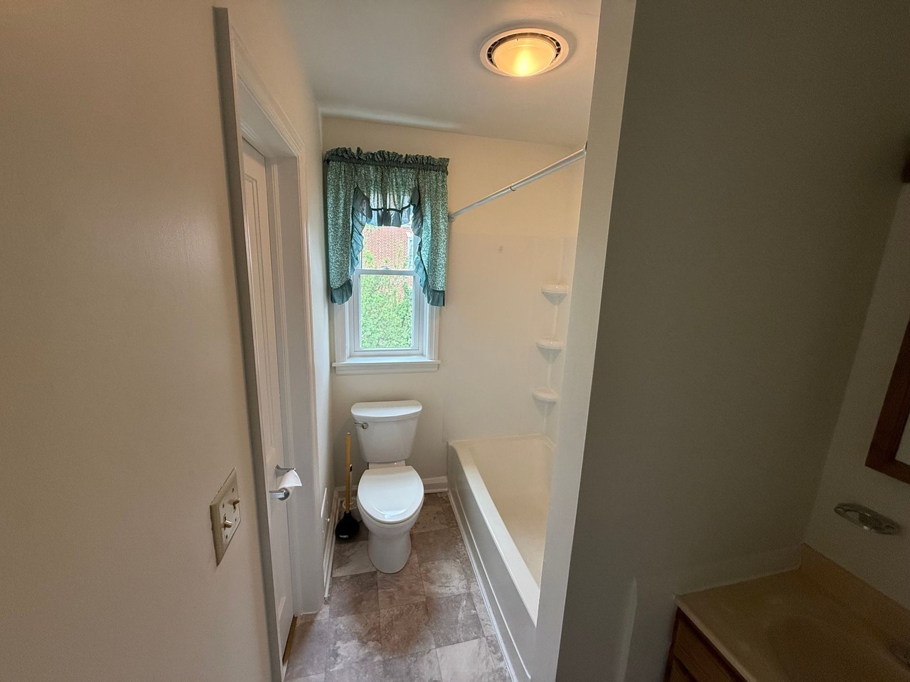 317-321 S. Washington Street - Photo 6 of 9