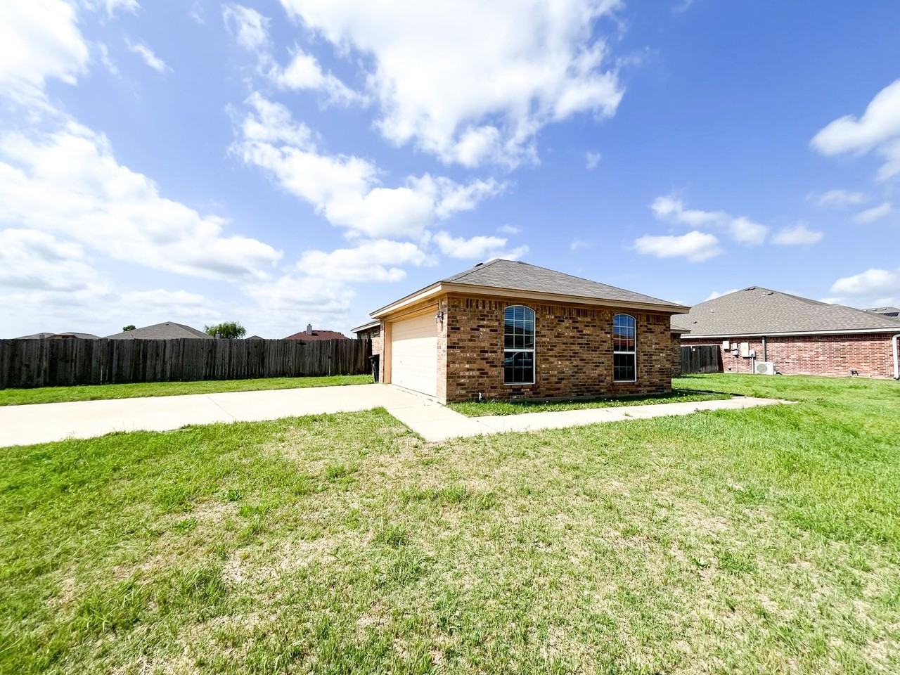 3106 Canadian River Loop - Photo 2 of 43