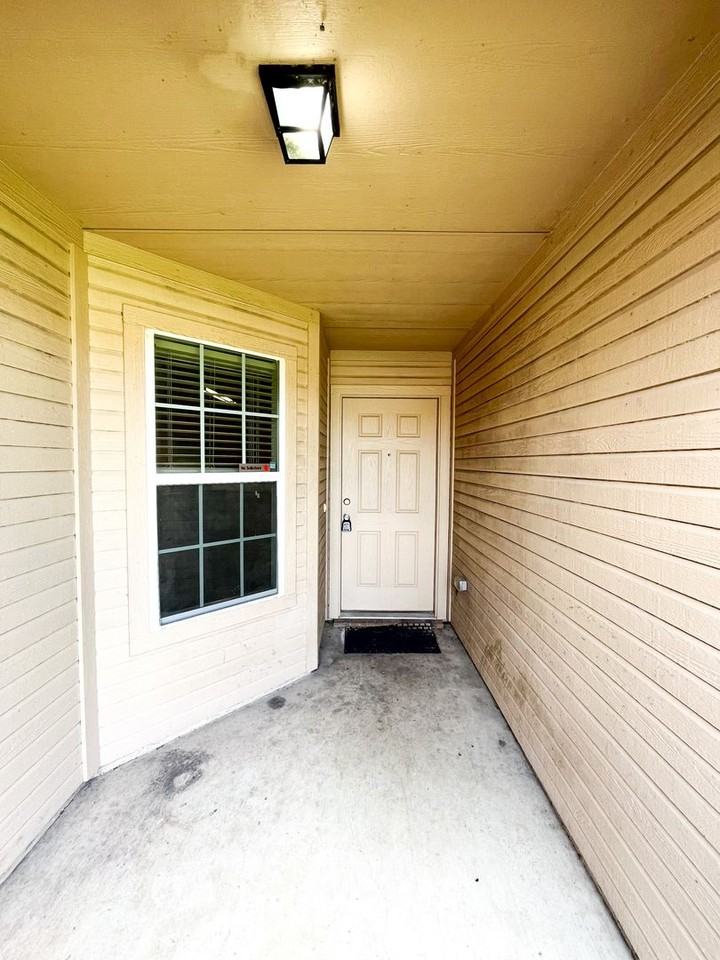 3106 Canadian River Loop - Photo 3 of 43