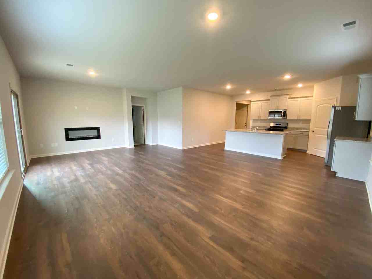 85 Meadowland Ln - Photo 4 of 20