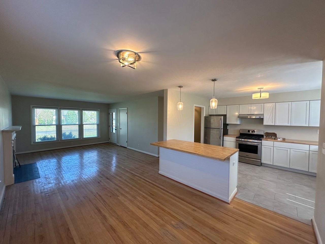 6892 Green Meadow Cir - Photo 7 of 19