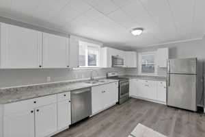 featured image of 341 E Markison Ave
