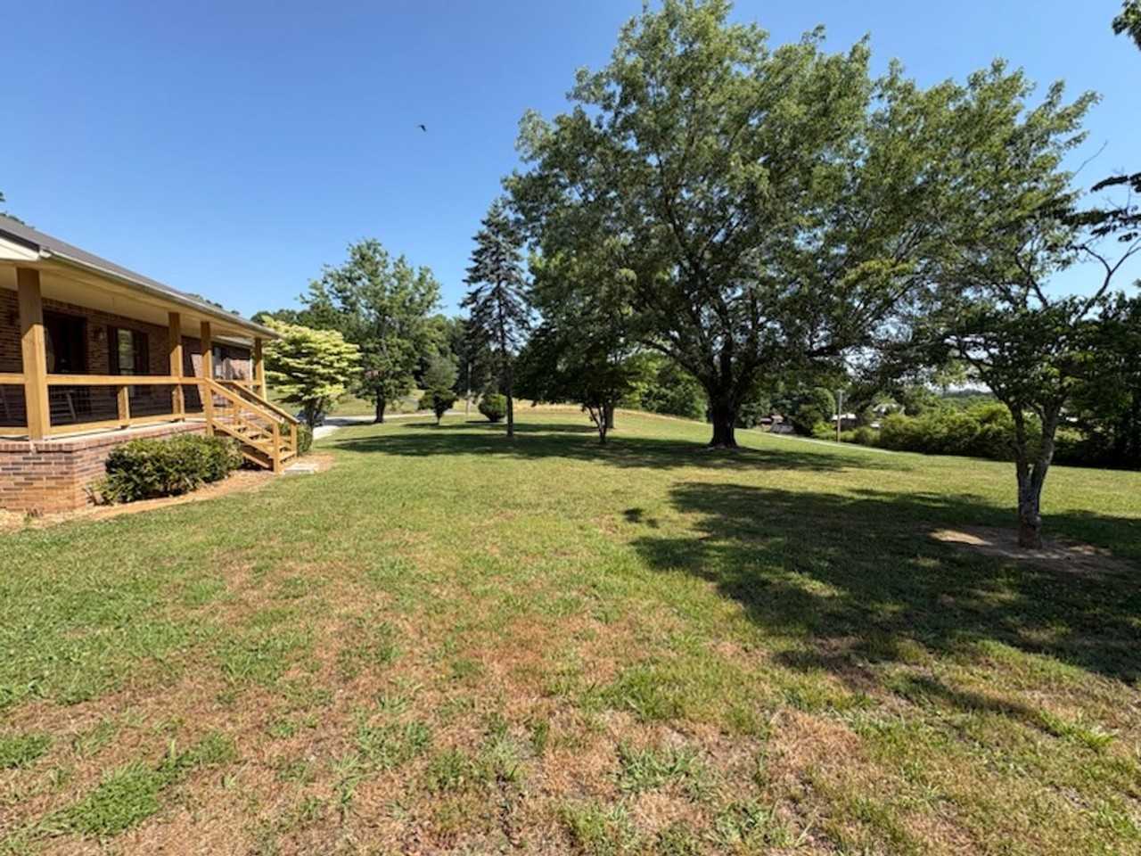 1007 Lowery Loop Rd - Photo 2 of 4