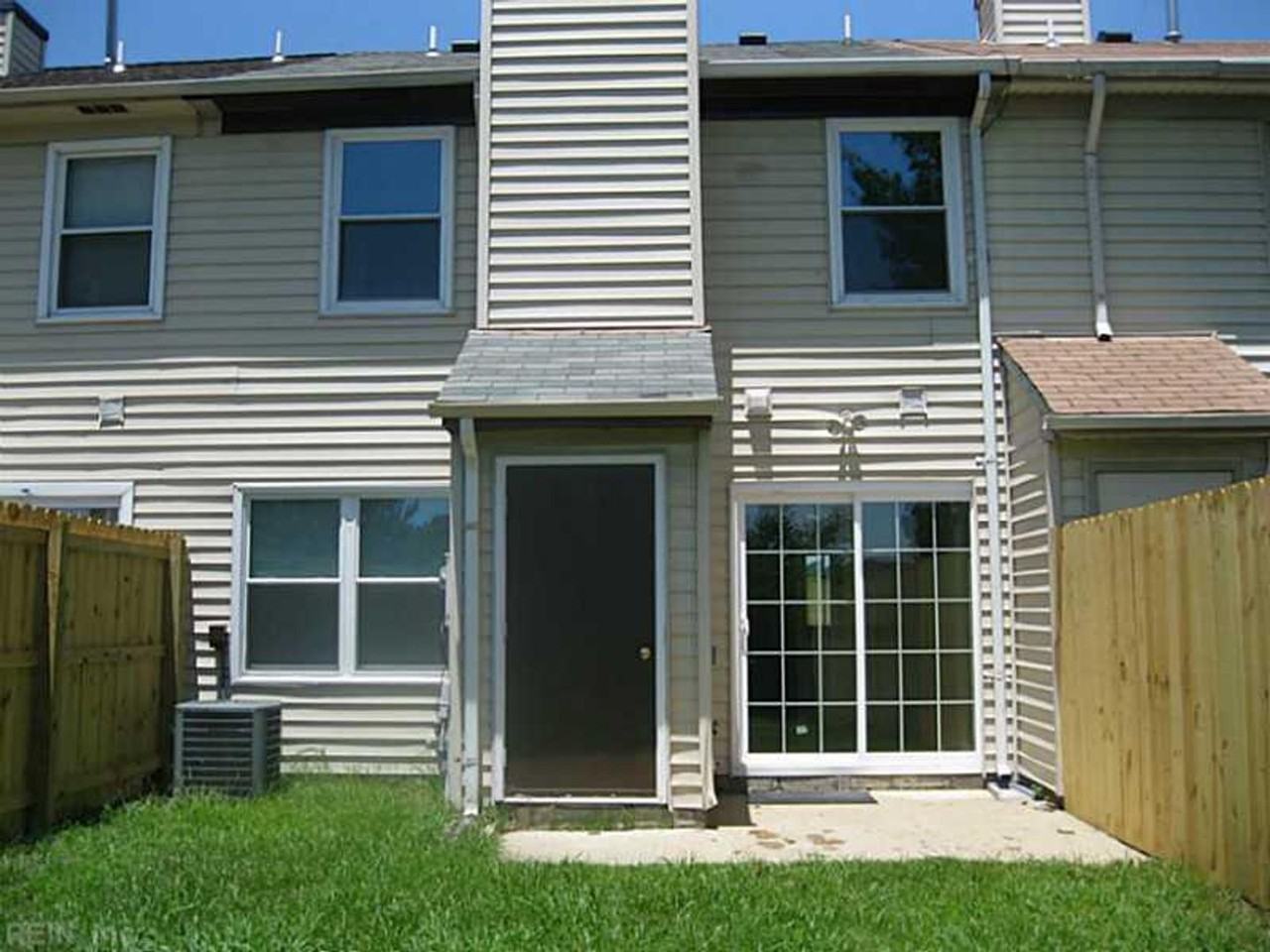 1355 Battleford Dr - Photo 3 of 18
