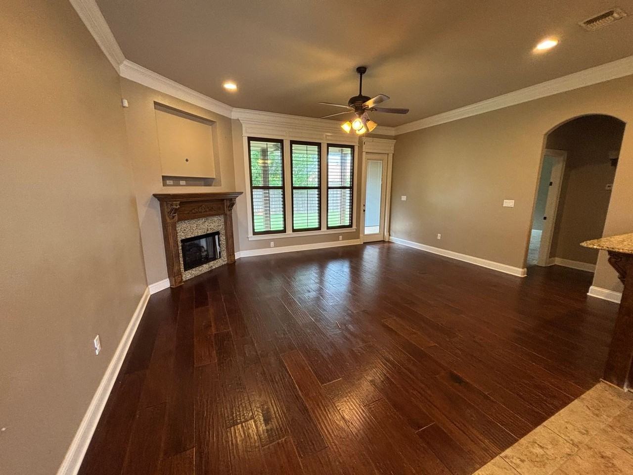 303 Plum Orchard Ln - Photo 2 of 19
