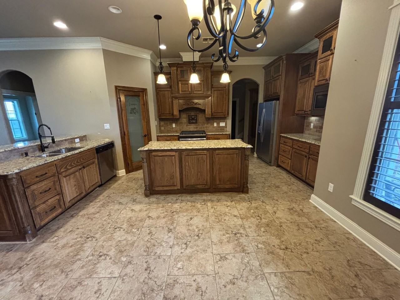 303 Plum Orchard Ln - Photo 3 of 19