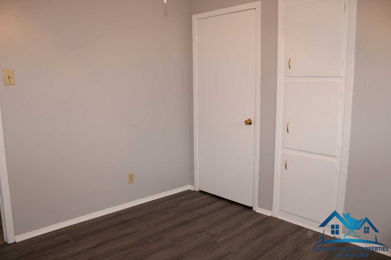 1527 Fulton St - Photo 7 of 11
