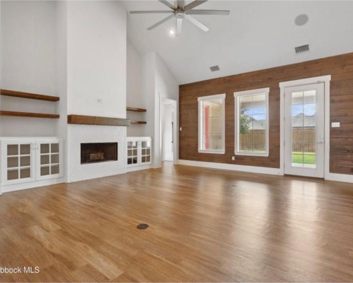 623 N 9th St - Photo 6 of 24